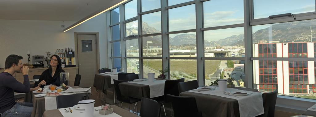 Al Marinaio Hotel Garni Trento Eksteriør bilde